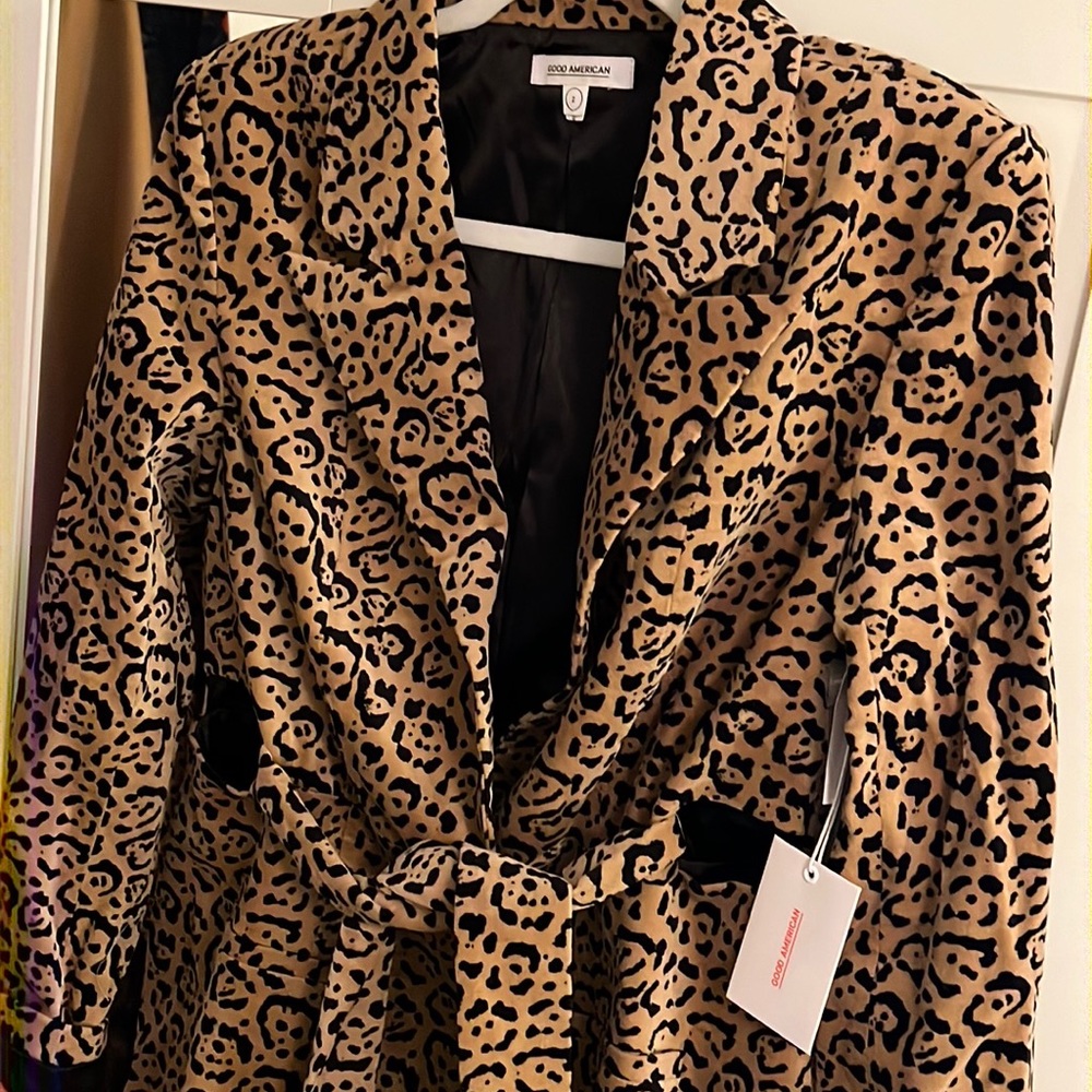 [NWT] Good American Velvet leopard blazer